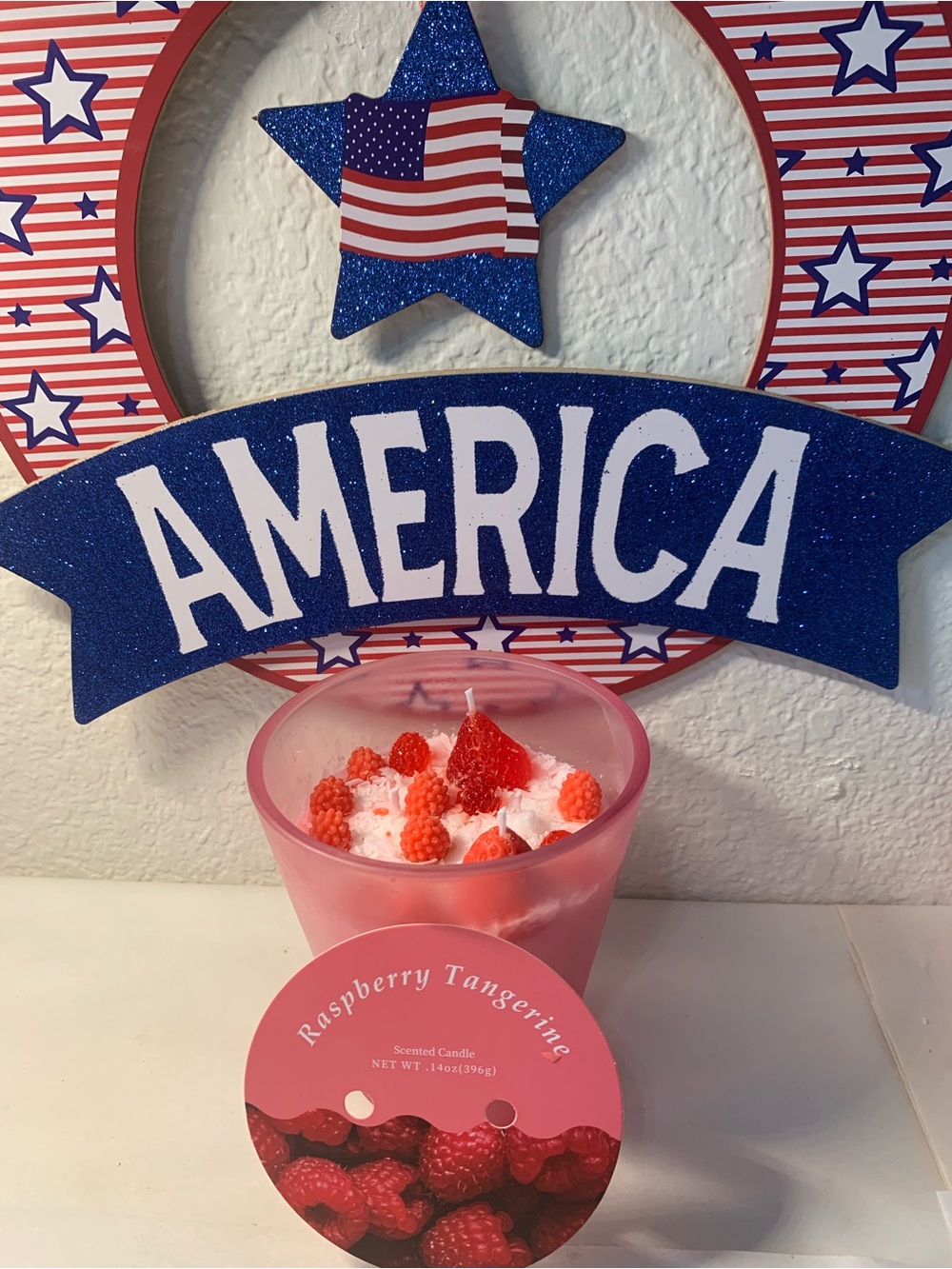 Raspberry Tangerine Scented Candle - Pink